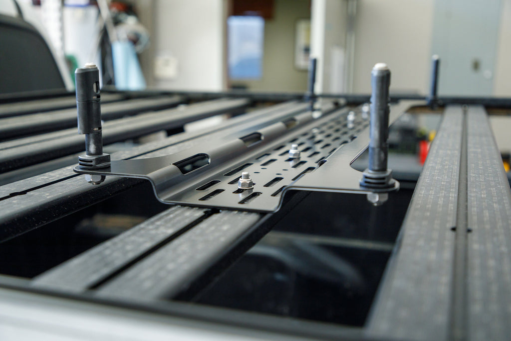 Overland Kitted Universal Mounting Plate for MAXTRAX® MKII and XTREME