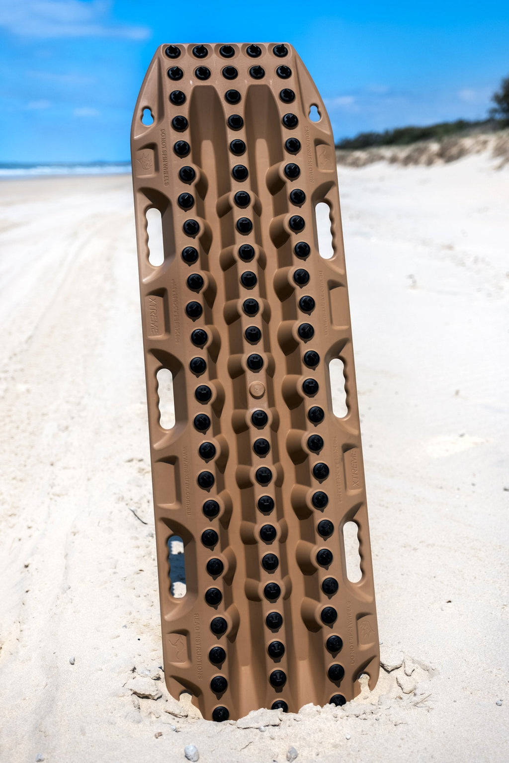 MAXTRAX XTREME Desert Tan Recovery Boards - Merch-Mkt