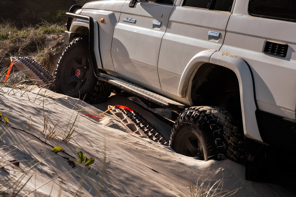 MAXTRAX XTREME Desert Tan Recovery Boards - Merch-Mkt