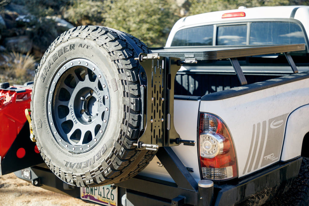 Overland Kitted - Spare Tire MAXTRAX Mini Mounting System